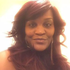 Meet your Posher, Tee